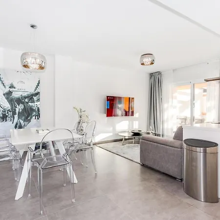 By Riva - Elegant, Contemporary 2 Bedroom In Dama De Noche Puerto Banus *