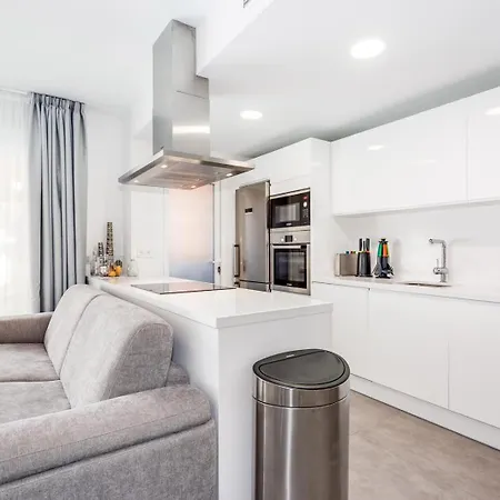 By Riva - Elegant, Contemporary 2 Bedroom In Dama De Noche Puerto Banus *