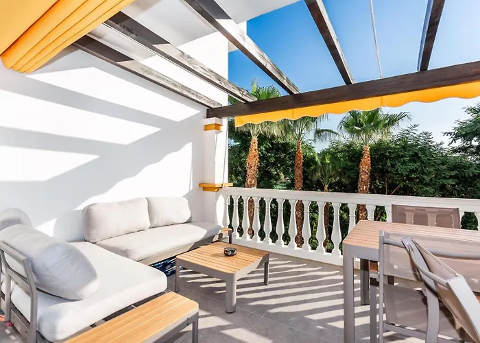By Riva - Elegant, Contemporary 2 Bedroom In Dama De Noche Puerto Banus