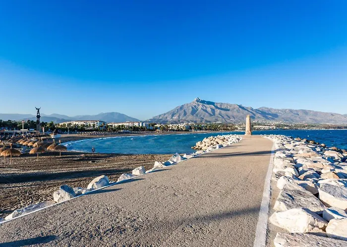 By Riva - Elegant, Contemporary 2 Bedroom In Dama De Noche Puerto Banus *